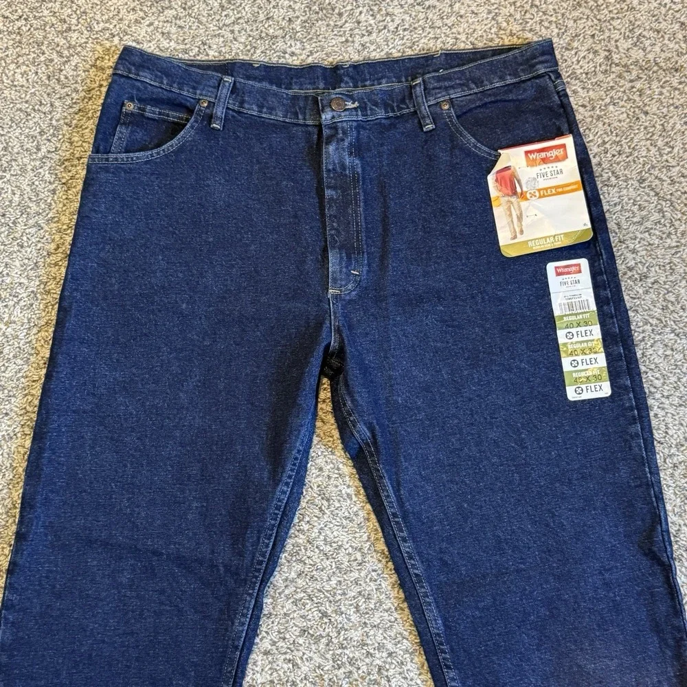 NWT Wrangler Flex Regular Fit 5 Star Premium Denim Mens Size 40x30 Blue Jeans